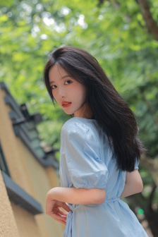 老板的妻子